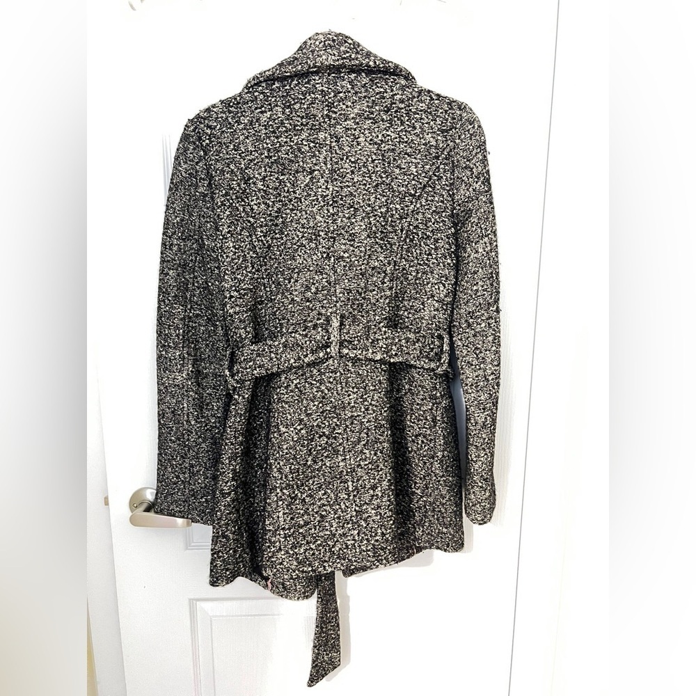 RW&CO. Black and White Textured Trench Coat - Picture 2 of 7